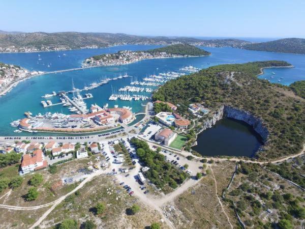 Mara Apartman Rogoznica  Kültér fotó